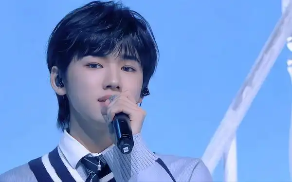 宋亚轩蓝色系合集