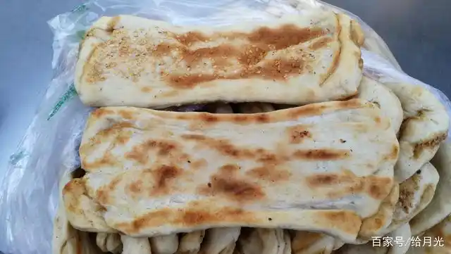 你吃过色香味形俱全的挂炉烧饼吗?快来高青品尝吧!