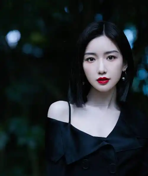 原创陈翔因和网红绯闻上热搜毛晓彤发文充实而有意义二人格局立见高下