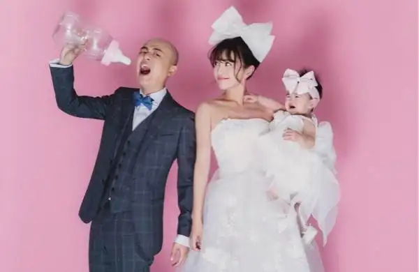 包贝尔喜得二胎,竟起了这种"奇名",网友:明星都没文化?