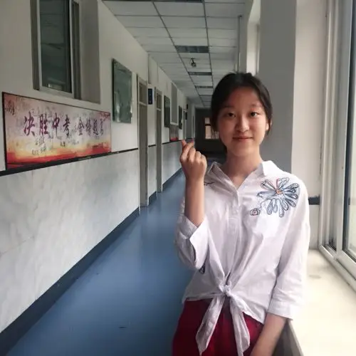 放弃,懂得自我分析与调解,做事调理有序而清晰,最终考取省实验中学