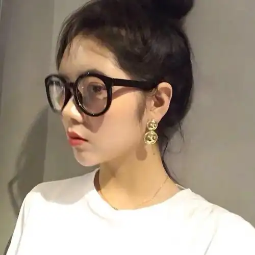 黑色粗框简约新款韩国网红平光镜框女素颜圆脸显瘦眼镜