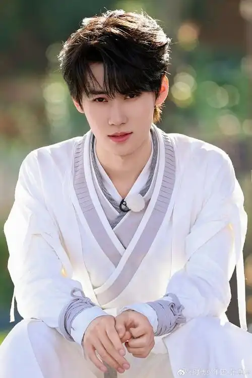 张真源复盘撕名牌##张真源奔跑吧