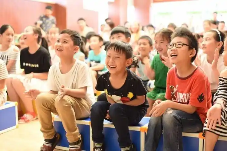 《蓝天使少儿口才公开课》课程有多火,来了就知道!