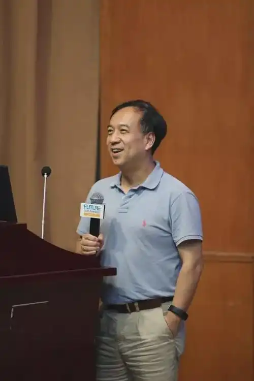 董晨院士要做好长期应对新冠肺炎的准备