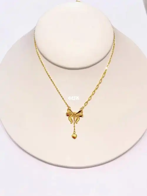 中国珠宝精品黄金项链新品上柜