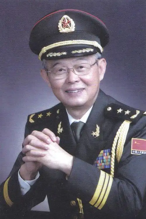 《朱增泉散文与随笔》将军的眸光:军人与战争--报刊--中国作家网