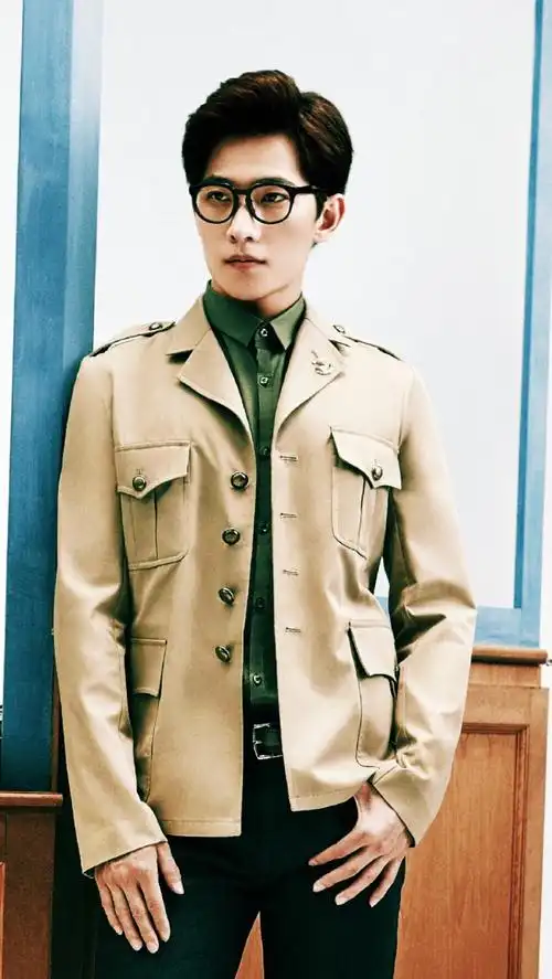 杨洋明星帅哥芭莎男士高清壁纸づ06づ