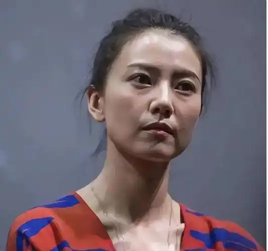 13位女星素颜名场面!浮肿油腻,憔悴老态,还暴露动脸痕迹