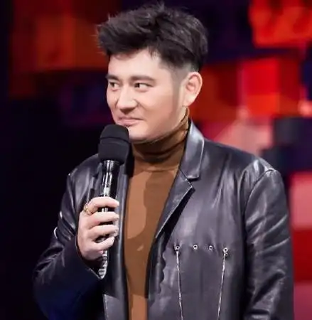 有种岁月无情叫钱枫发胖到穿3xl西装难怪36岁还单身