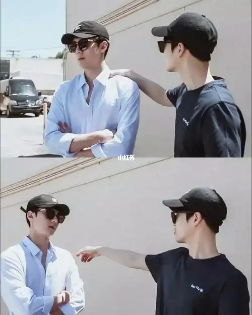 我好爱这两个图9999#exo  #吴世勋  #金俊勉