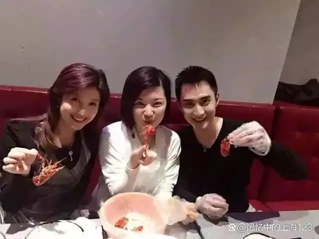 smg有一位男主持人被称为是星尚屏霸,因为有段时间只要打开电视,在