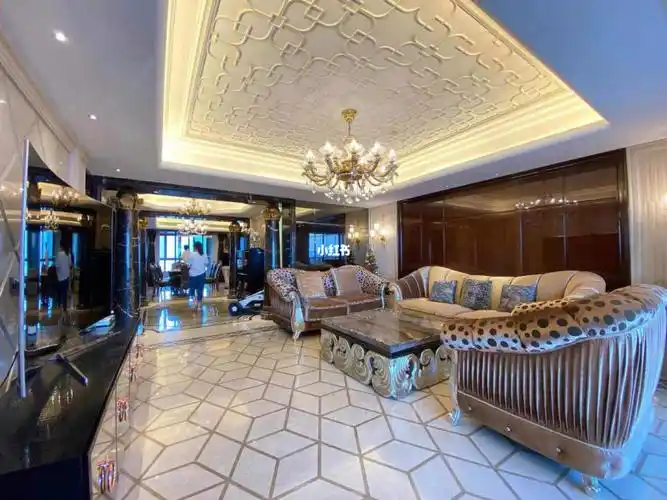 军事化管理社区国宾府超大平层豪宅