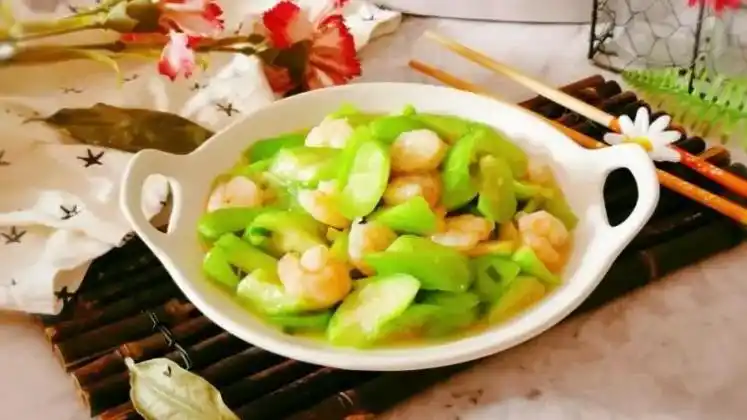 虾仁炒丝瓜