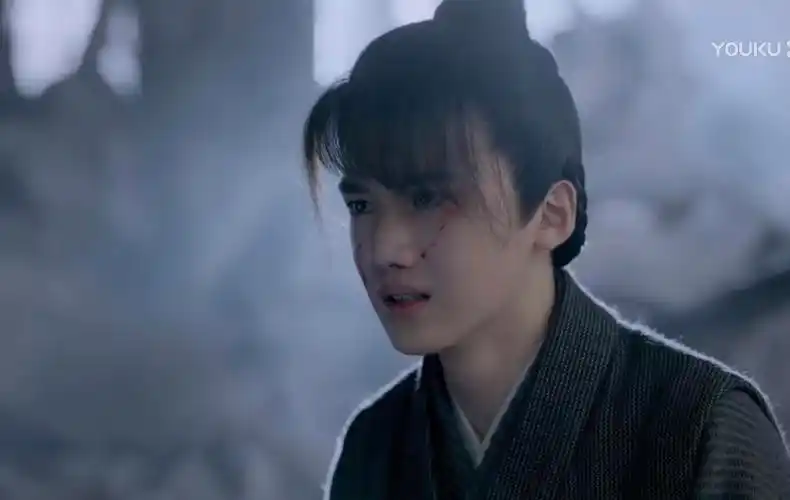 没错,《山河令》的男主是张成岭,女主是顾湘,他们是姐弟