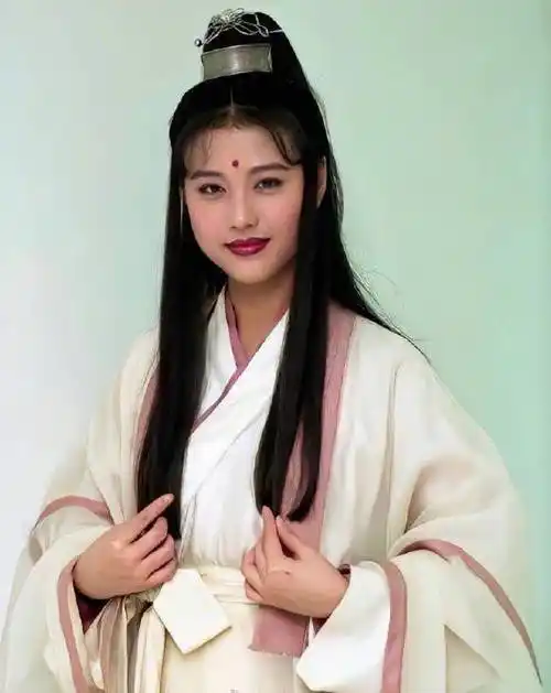 网传57岁周海媚离世?