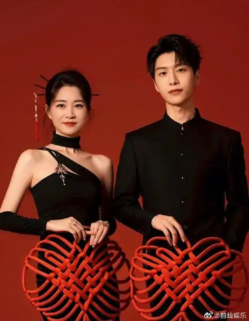 谁给贾玲范丞丞p的合照