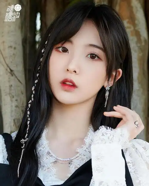 硬糖少女303 郑乃馨