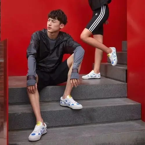 国货"飞跃"爆火,每双都是明星同款,比aj香!