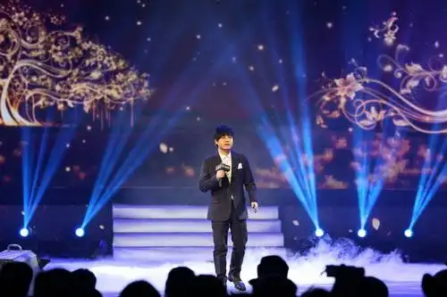 爱情码头完整歌词爱情码头lrc歌词郑源