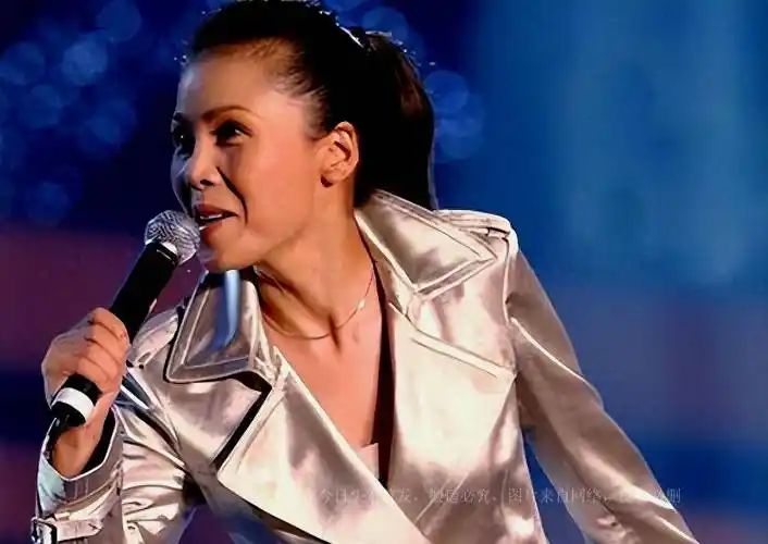 "不可一世"的那英,终究走上了"不归路"_争议_刀郎_田震