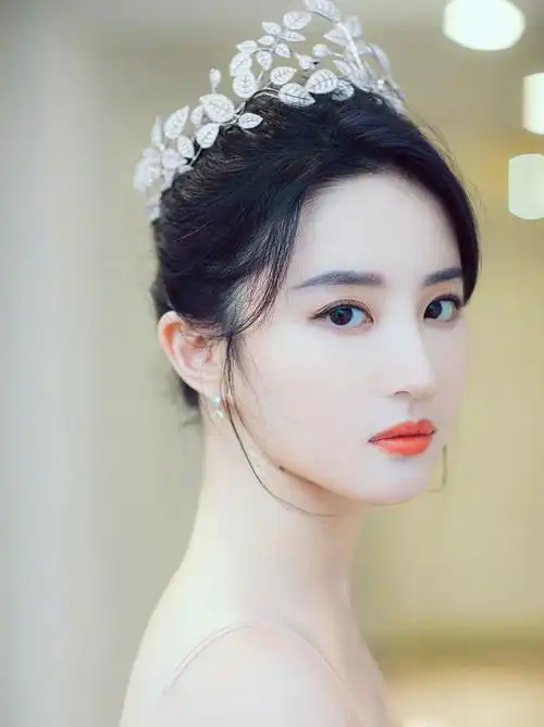 刘亦菲个人资料介绍(虽是美籍,但她的心却在中国) 第37张