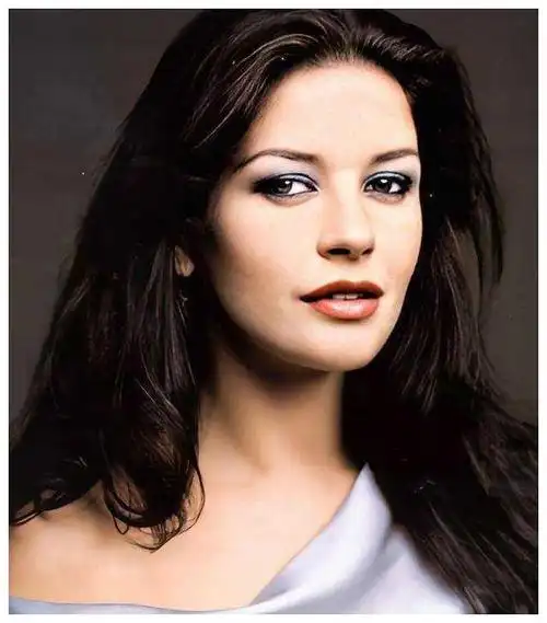 泽塔琼斯世界最美女神写真集震撼登场