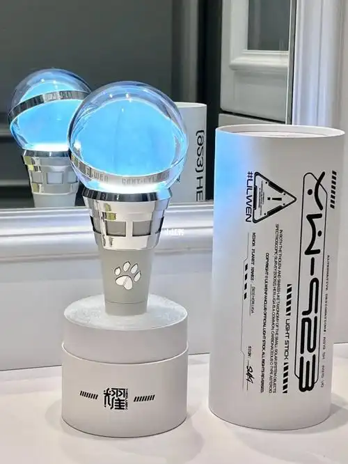 我们月国好幸福啊06#刘耀文  #应援棒  #周边