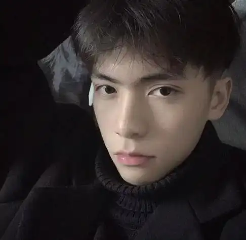 正面人物头像图片男 男生头像图片大全 -【爱个性】