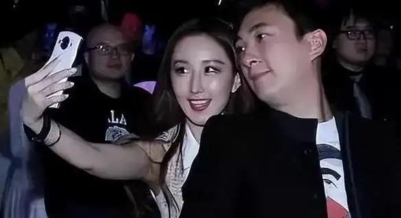 王思聪"失踪"1年背后,其实早有迹可循,猖狂多年终于遇到硬茬|吴迪|网