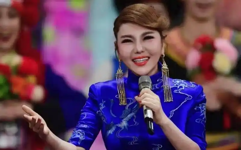 2022年乌兰图雅花开四季新年元宵歌会