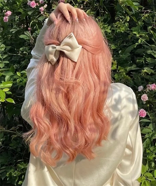 少女感爆棚的粉色发色 超级显白又温柔可爱_2023年流行发型 - 美发站