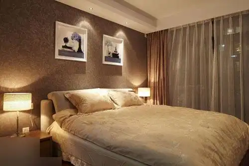 晚上的卧室床头特写阳台装修效果图家中的装饰鹿户型图装修很精致