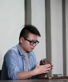 刘俐君个人简介民间实力派刘俐君简介:男,宜兴人,198