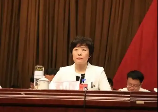 玉田县第十七届人民代表大会第一次会议隆重开幕_玉田人大