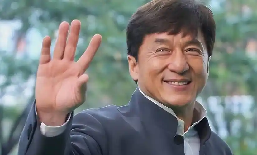 新警察故事2:成龙,谢霆锋,吴彦祖再度联手,打造动作片新传奇_电影