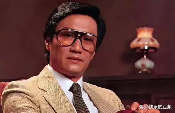 谢贤,这位被誉为香港影坛传奇的男演员,以其独特的魅力和精湛的演技