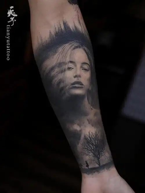 分享收藏西安天予刺青写实纹身作品西安天予刺青翅膀纹身作品西安天予