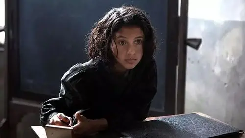 4分剧,才配得上这个全世界最火的匿名作家