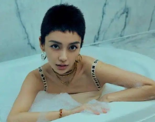 女式短碎毛寸发型如何打理