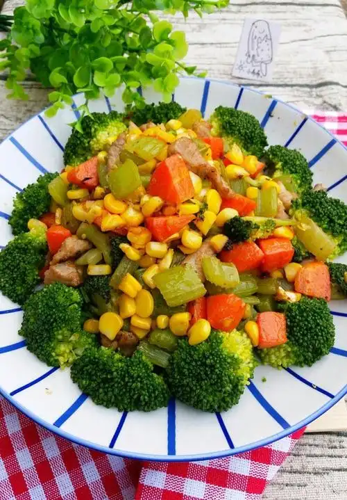 新年来道吉祥菜——五福临门