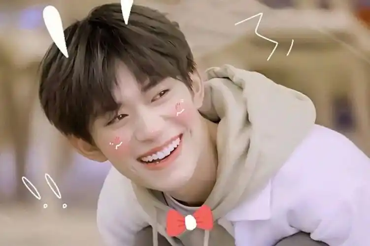 头像分享  #明星 #明星头像 #头像  #易烊千玺头像壁纸  #夏日滤镜