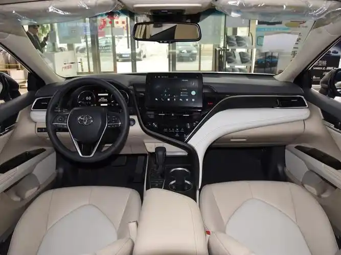 广汽丰田 凯美瑞 2021款 2.5g 豪华版
