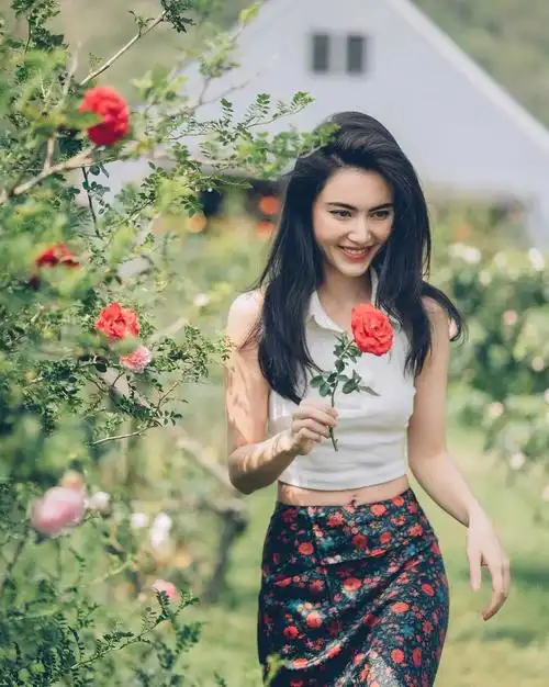 穿搭|泰国明星mai davikah的混血神颜ii