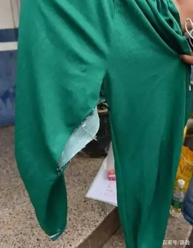 你的校服为什么那么丑?