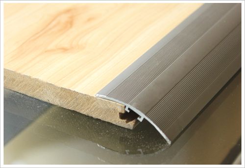 压条口条木地板专用收边门口地板铝合金烤漆漆木纹踢脚线