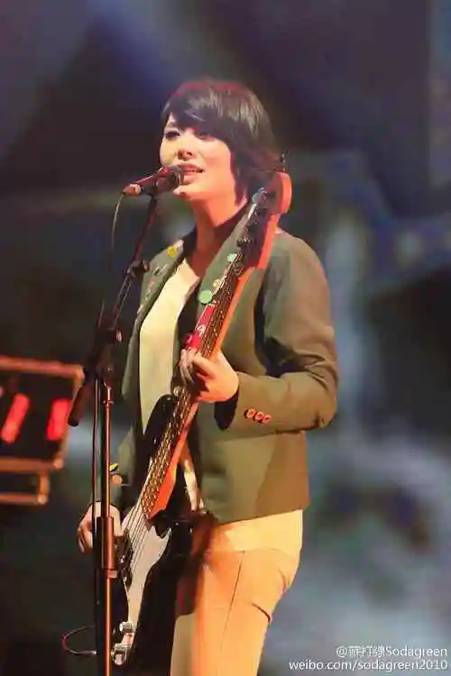 苏打绿谢馨仪演唱会图片手机壁纸