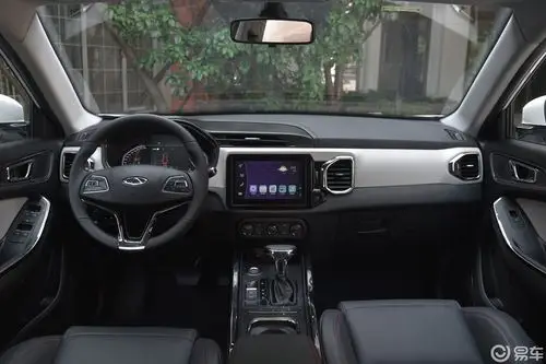 5tci 双离合 尊贵版内饰全景正拍汽车图片-汽车图片大全】-易车