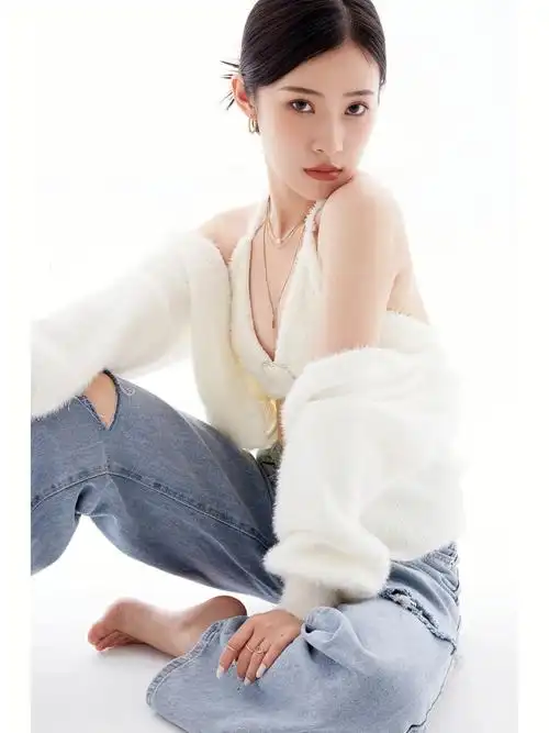 杂志写真简约随性