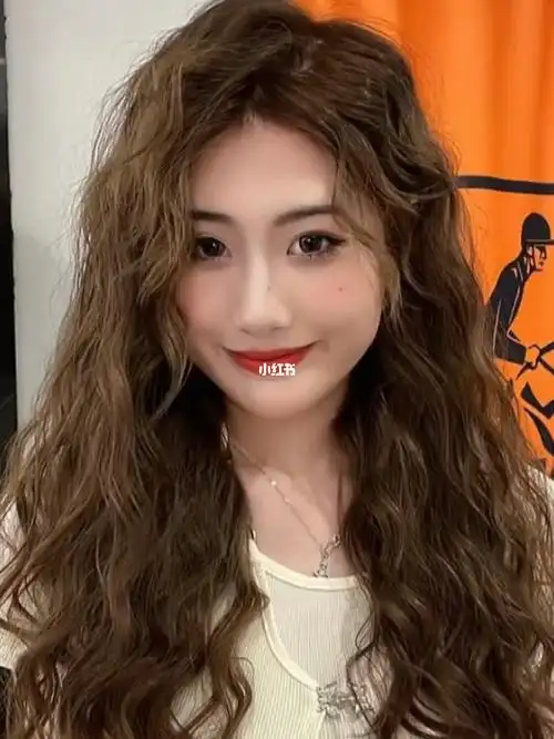 烫发|染发|广州理发店|广州做头发哪里好|发型设计|2021流行发型档